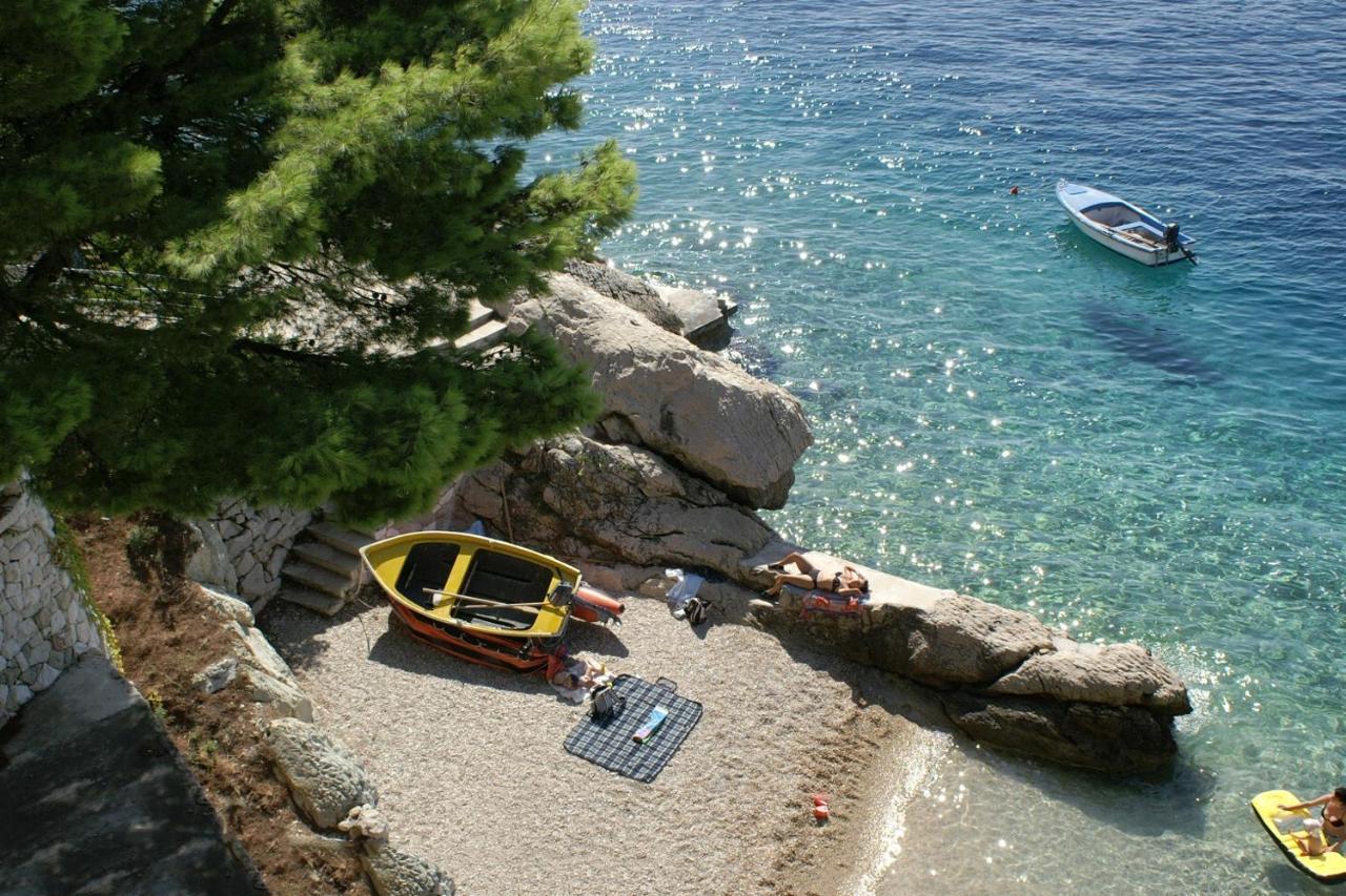 Apartments By The Sea Pisak, Omis - 2802 Bagian luar foto