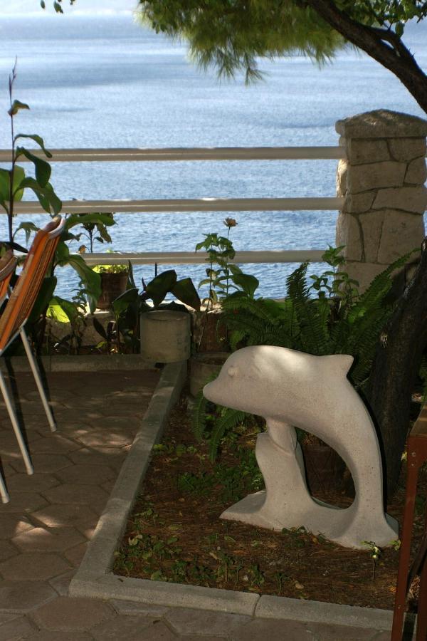 Apartments By The Sea Pisak, Omis - 2802 Bagian luar foto