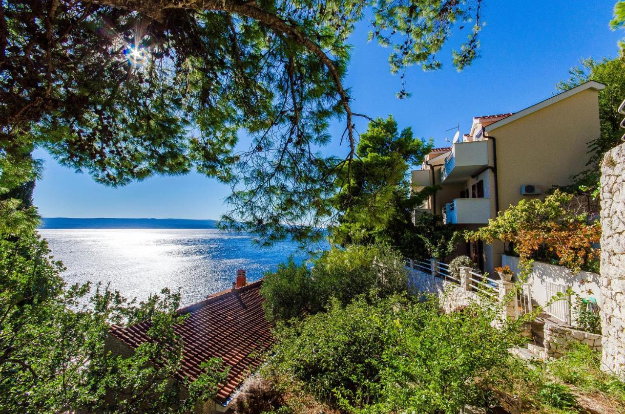 Apartments By The Sea Pisak, Omis - 2802 Bagian luar foto