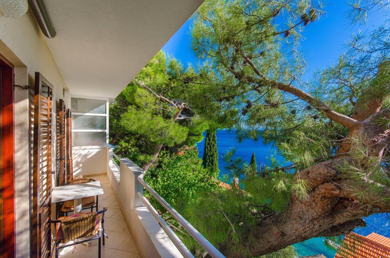 Apartments By The Sea Pisak, Omis - 2802 Bagian luar foto