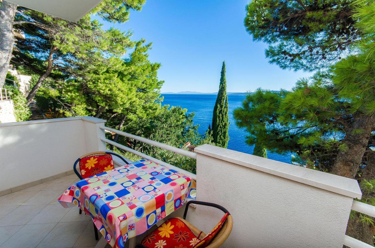 Apartments By The Sea Pisak, Omis - 2802 Bagian luar foto