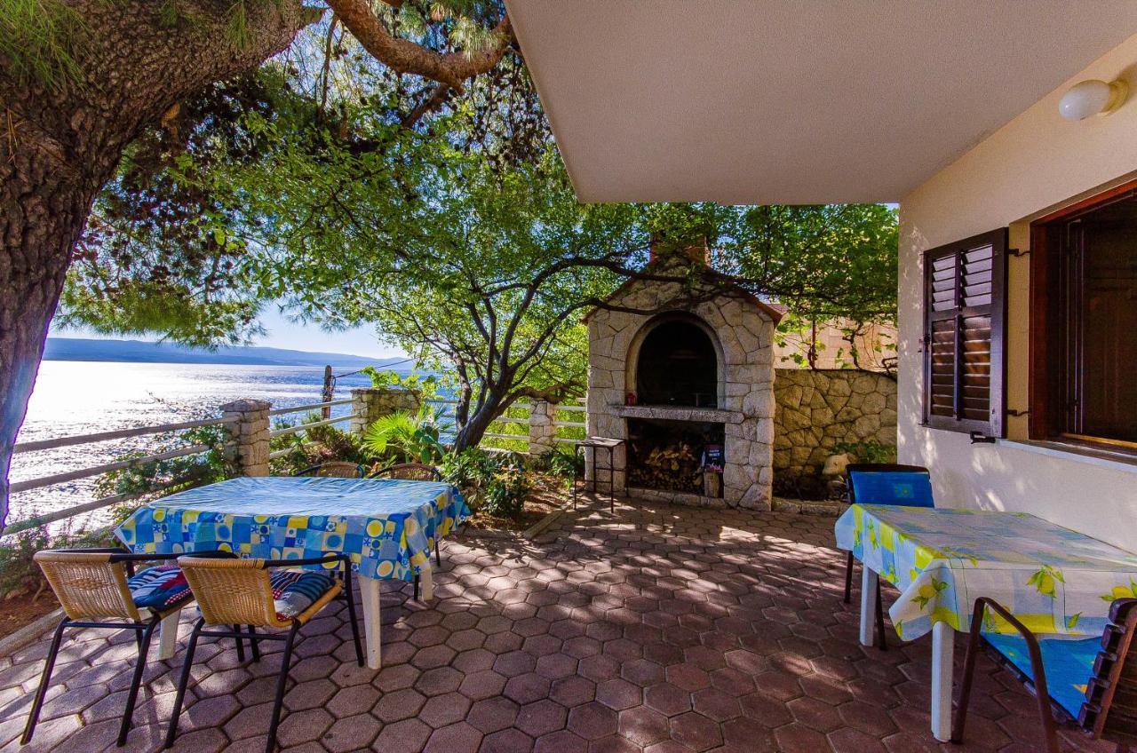 Apartments By The Sea Pisak, Omis - 2802 Bagian luar foto